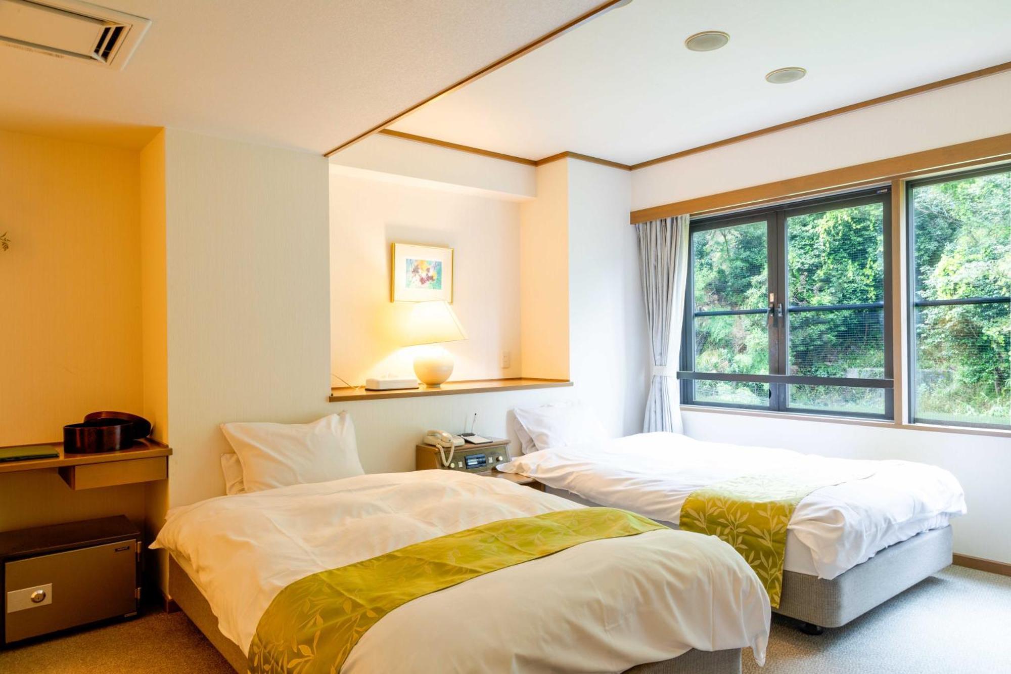 Hotel Suizansou Toyooka  Esterno foto