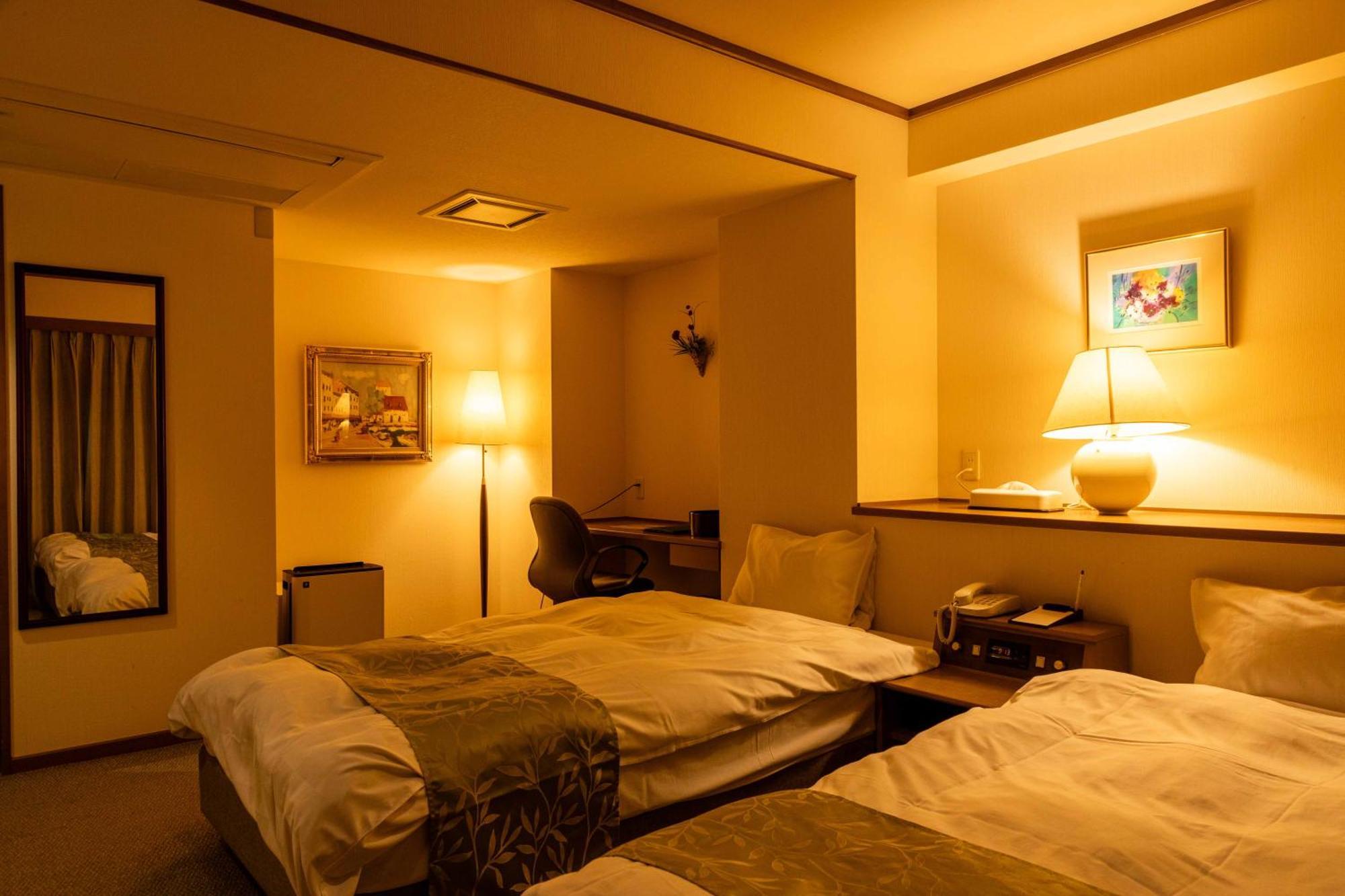 Hotel Suizansou Toyooka  Esterno foto